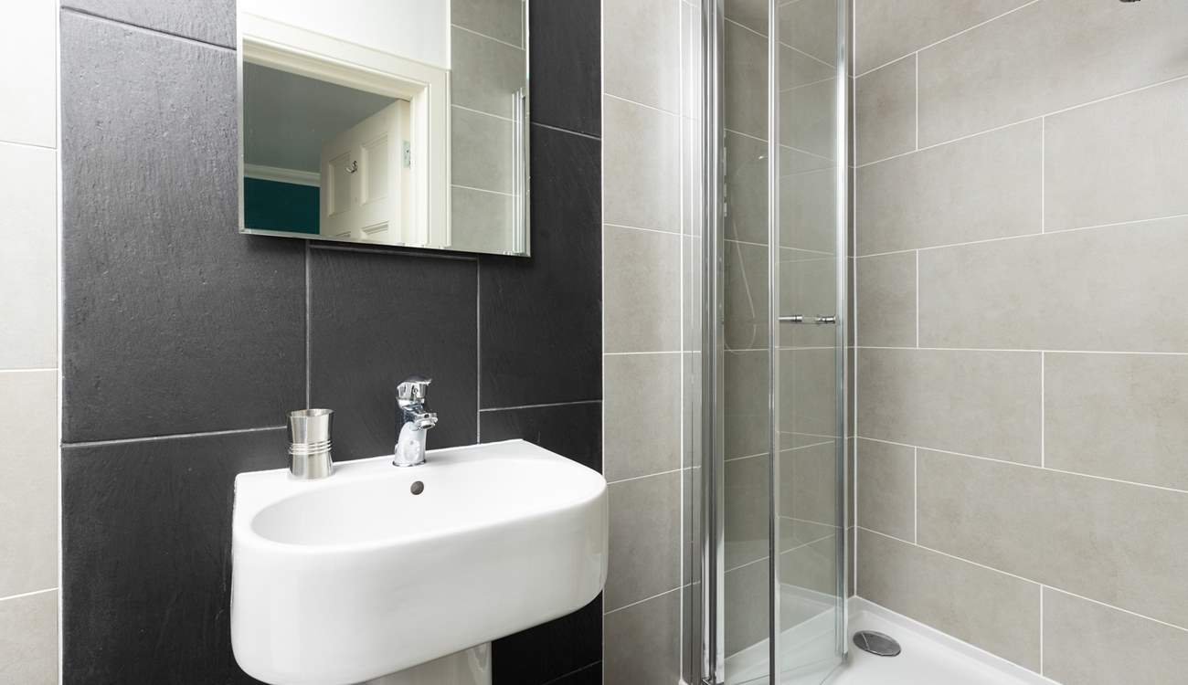 En suite to bedroom 4.