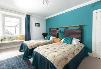 Bedroom 4 has twin beds.