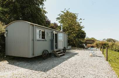 Nellie's Nook in 5.7 miles NW of Tavistock