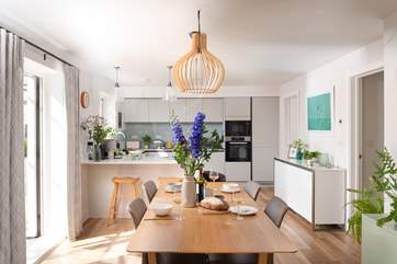 The gorgeous open plan kitchen/diner.