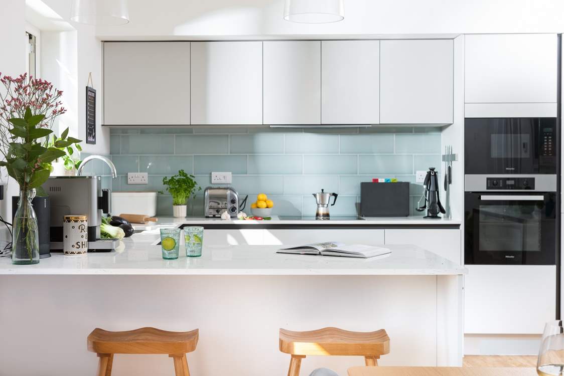 Brew your morning coffee and prepare a delicious breakfast.