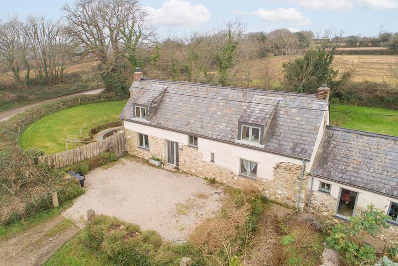 Whim Cottage is set in an idyllic location and the owners live in the house next door. 