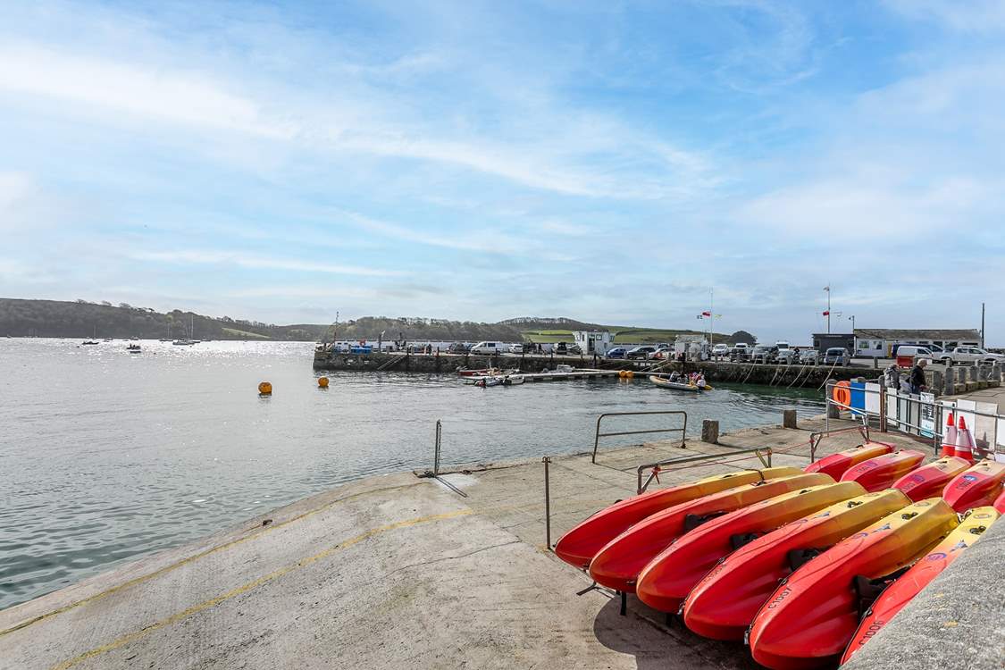 Kayaks are available to hire from the harbourside at St Mawes.