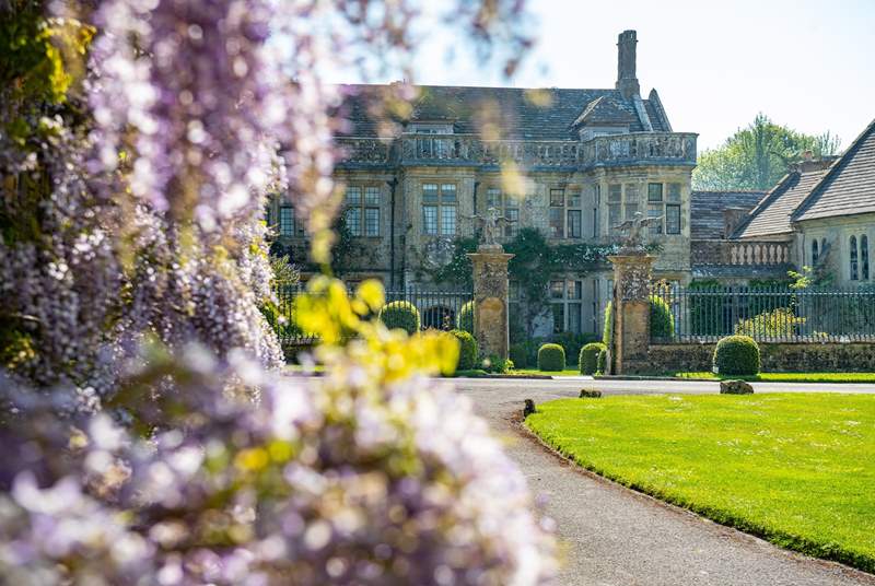 The house and gardens at Mapperton are a delightful place to visit.