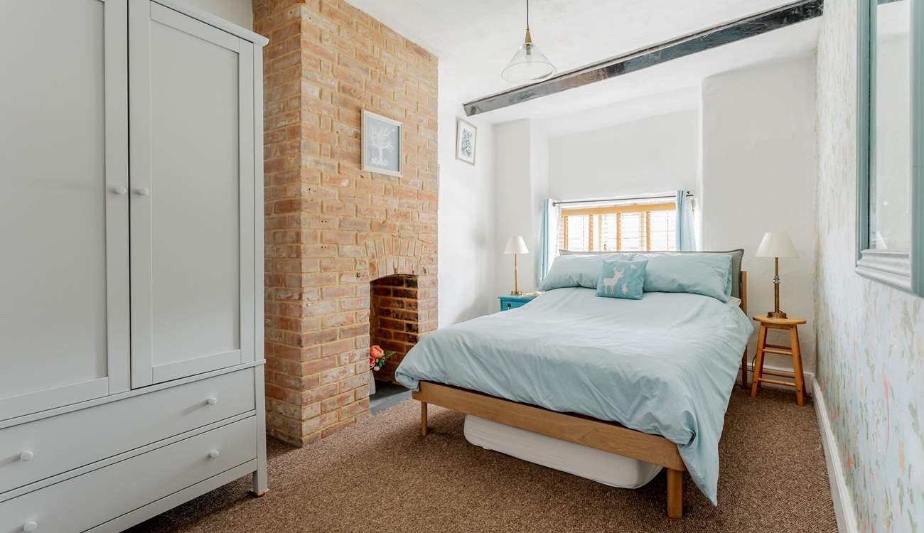 Another pretty room.