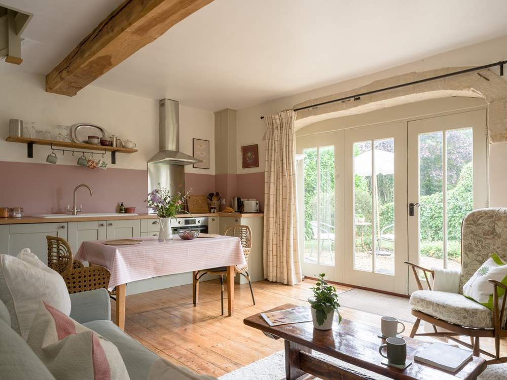 Tasteful furnishings and the perfect cosy feel