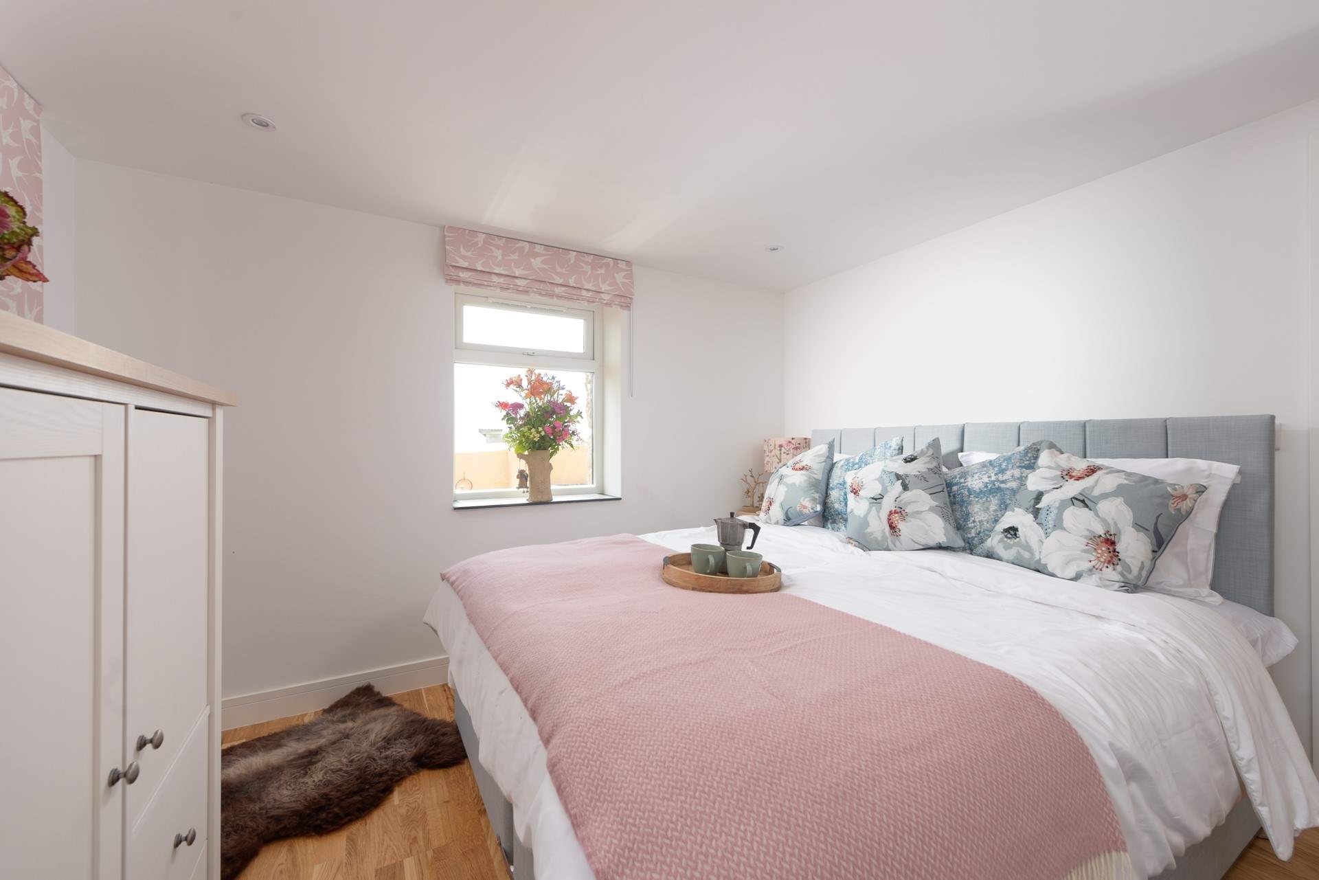 Bedroom 1 is located on the ground floor, and can be a 'zip and link' or two singles.