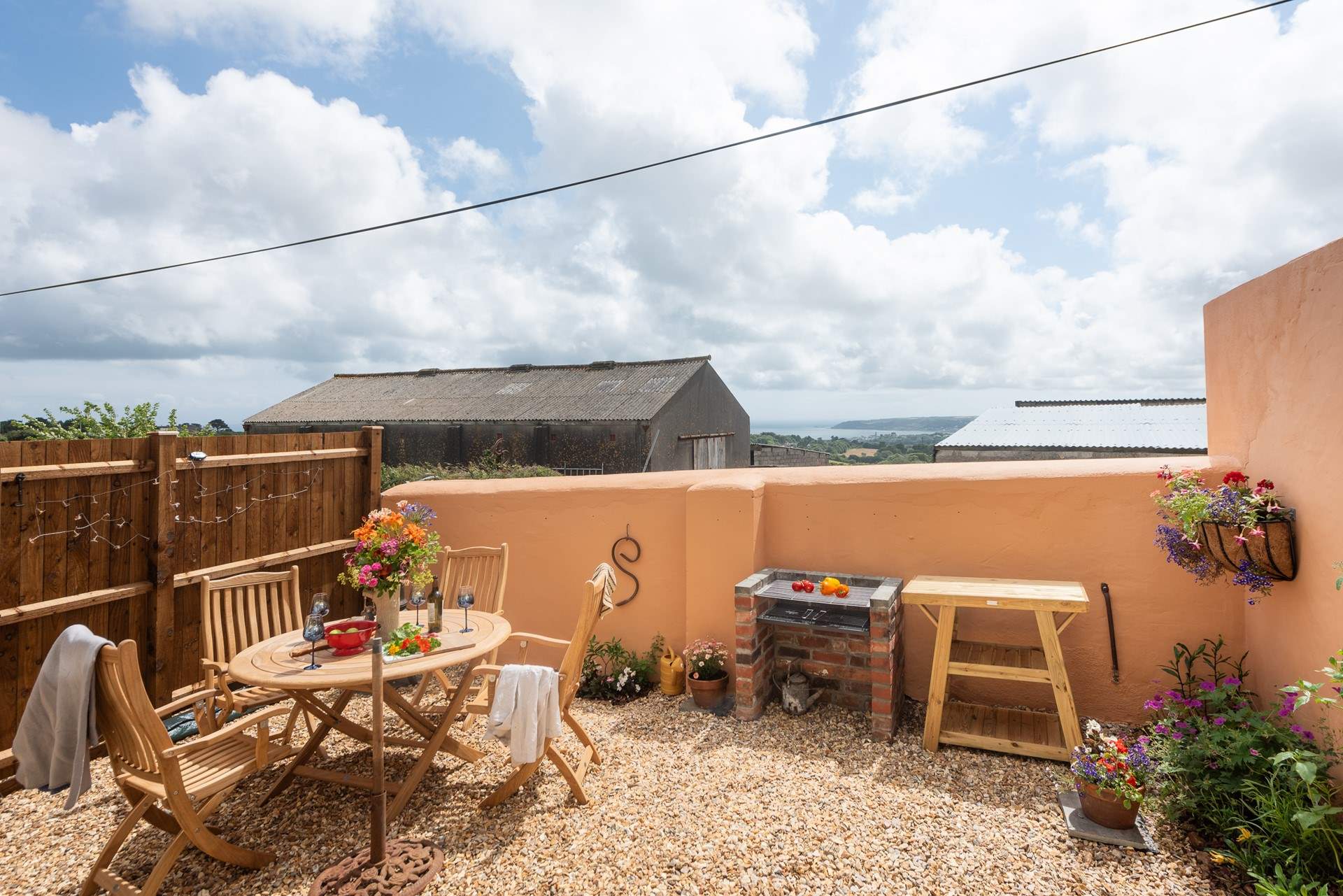 Ivor's Barn is located just off the road, so take care with children and dogs.