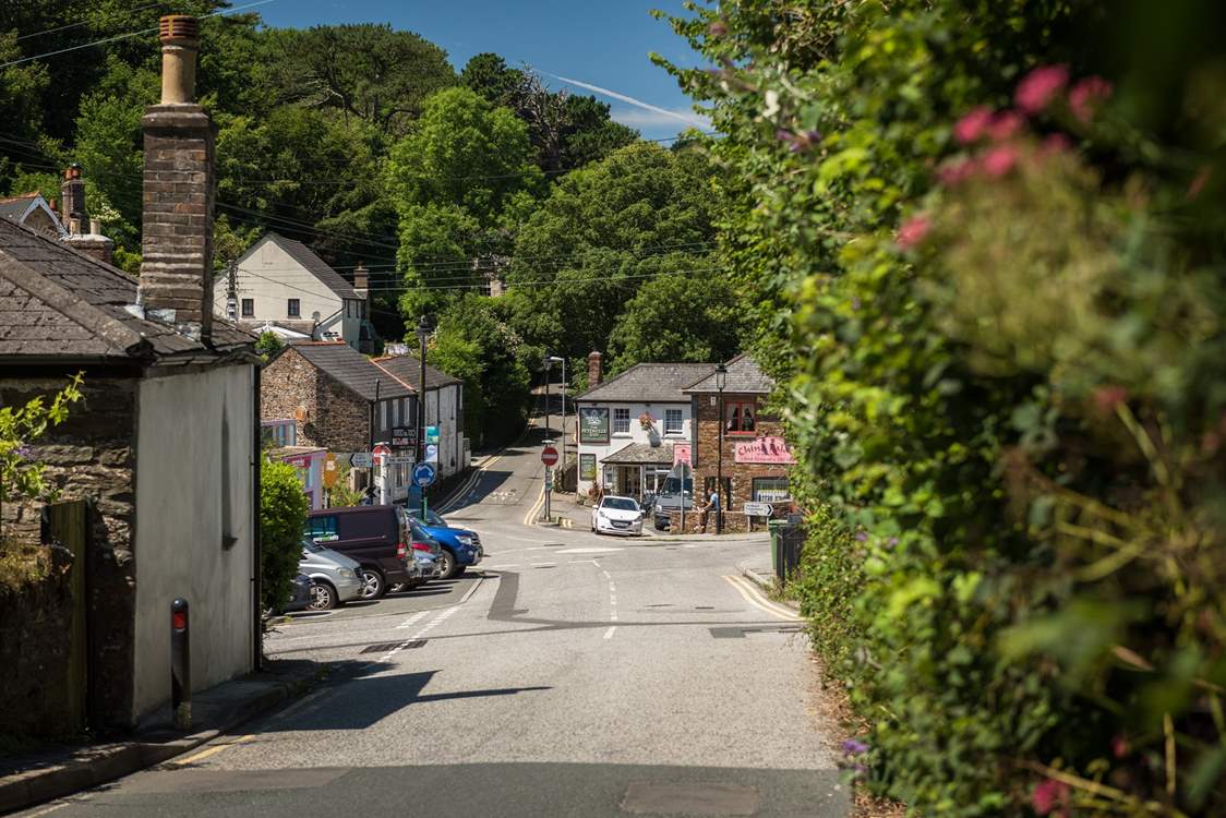 Little Stormleigh Cottage is a ten-minute walk into the bustling village. St Agnes is becoming one of Cornwall's most sought-after destinations.