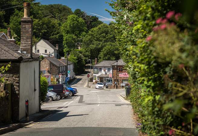 Little Stormleigh Cottage is a ten-minute walk into the bustling village. St Agnes is becoming one of Cornwall's most sought-after destinations.