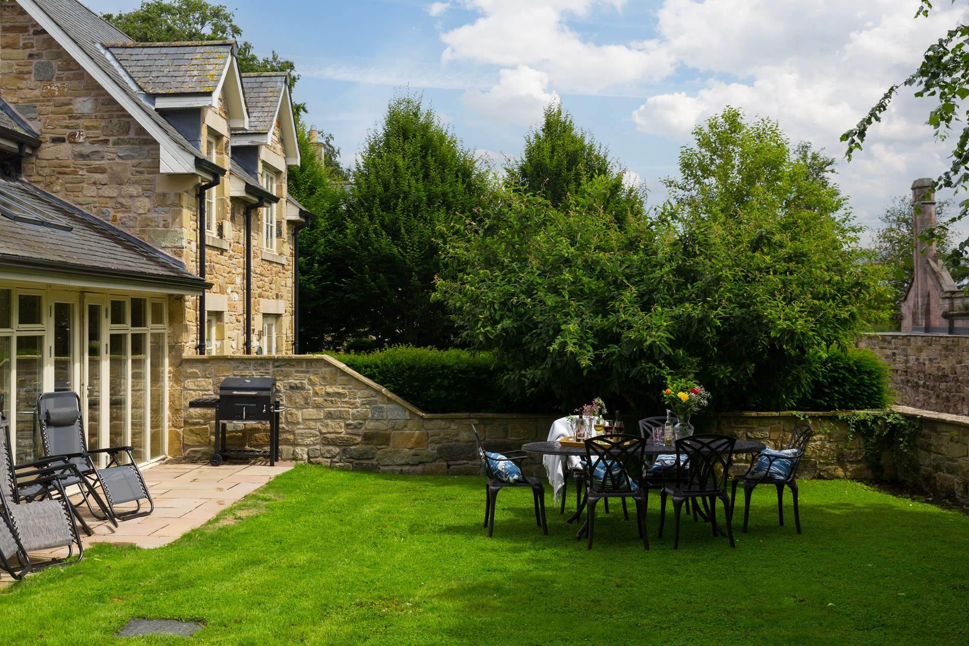 This garden space is great for al fresco dining.