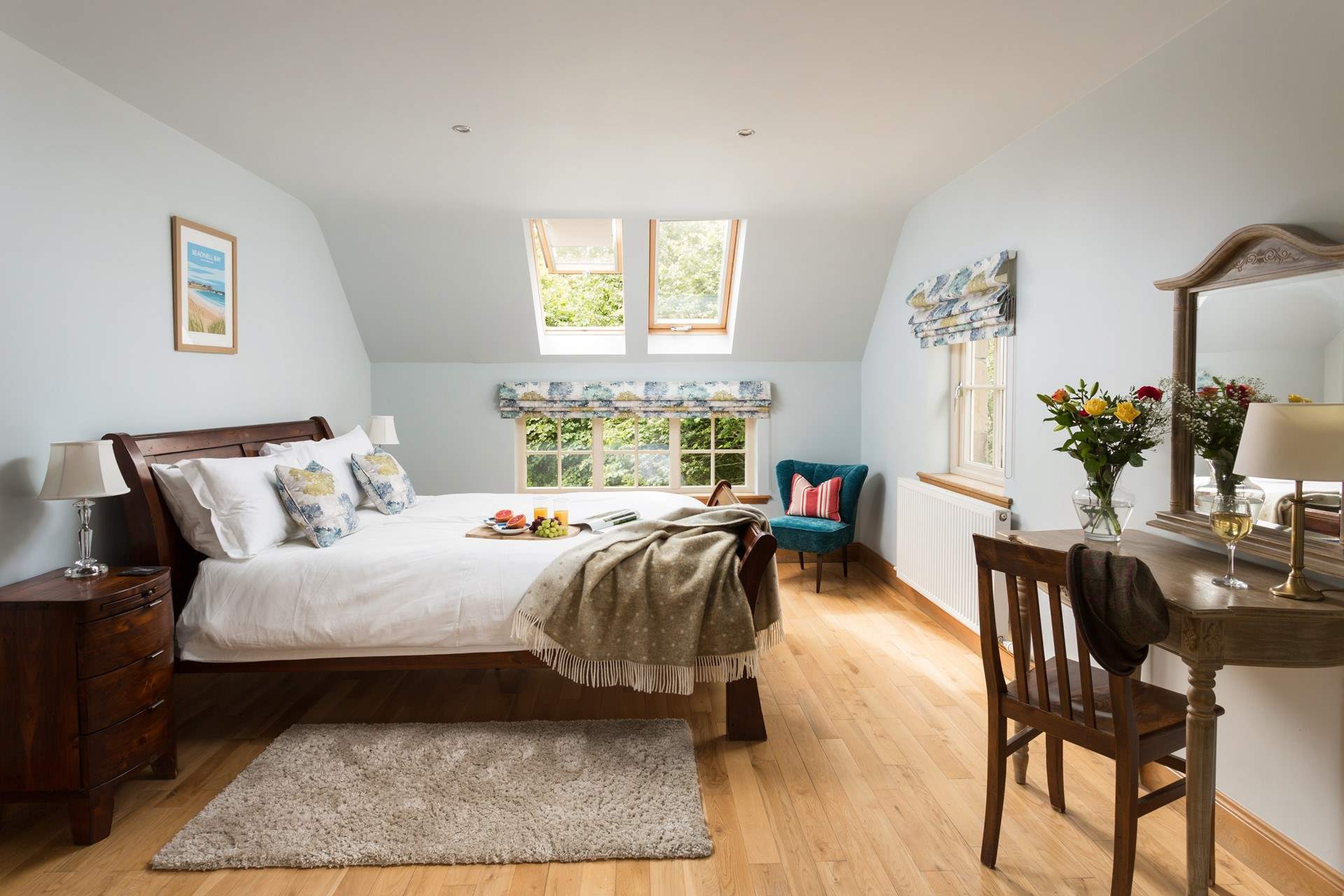 Fall asleep in this beautiful bedroom watching the stars through the windows in this 'Dark Skies' area.