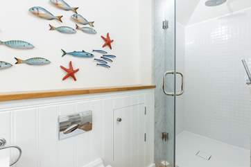 The handy separate shower cubicle.