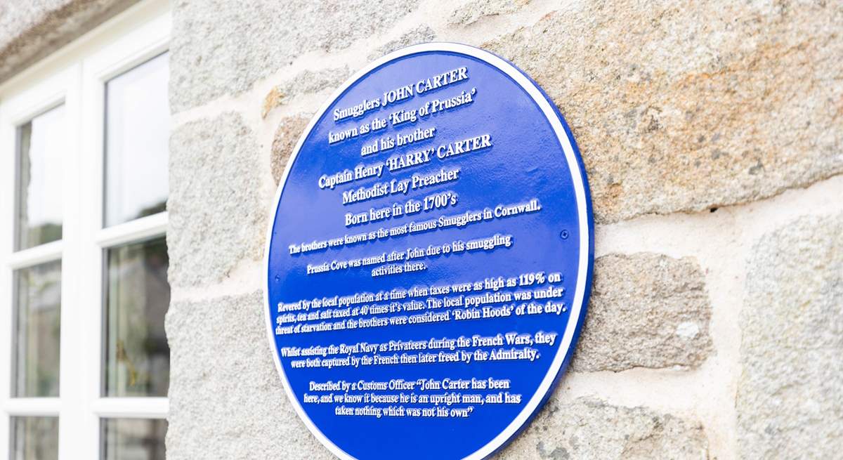 A cottage steeped in smugglers history.  The notorious Carter family were born here as explained on the plaque outside the barn.