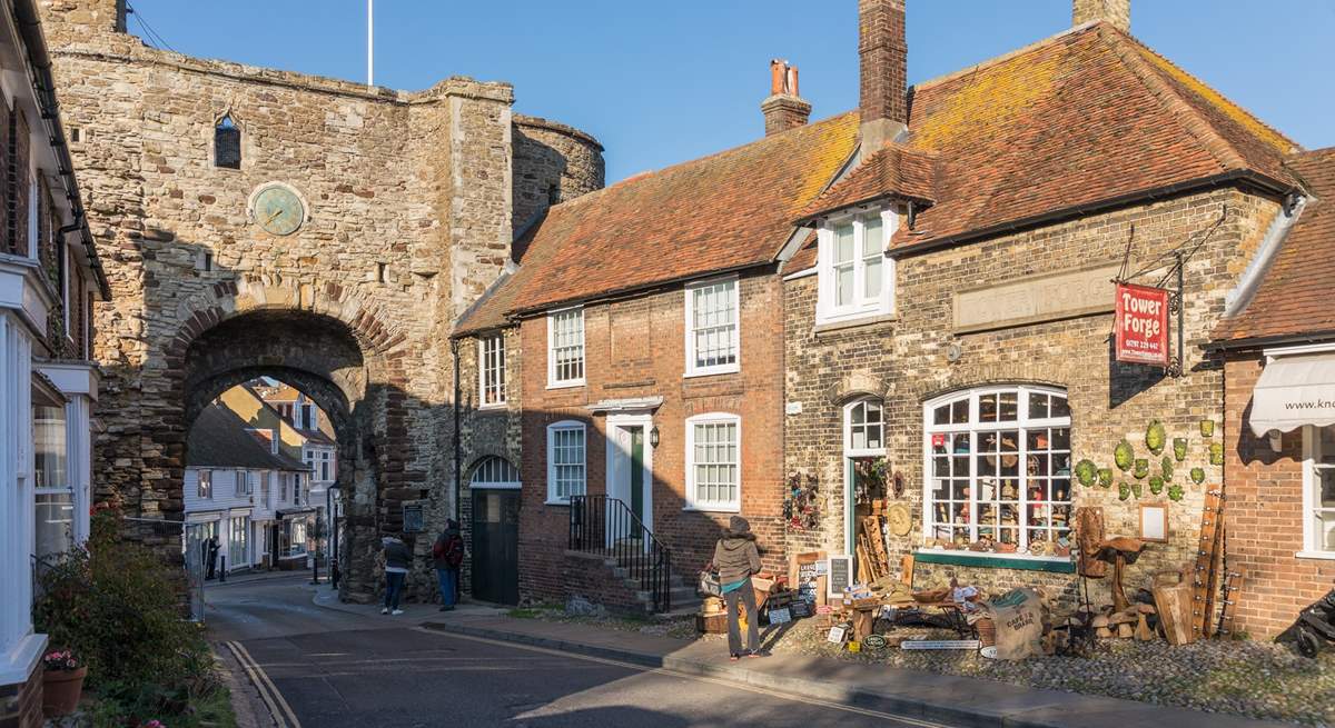 Wander the cobbled streets of Rye and discover an array of lovely independent shops.