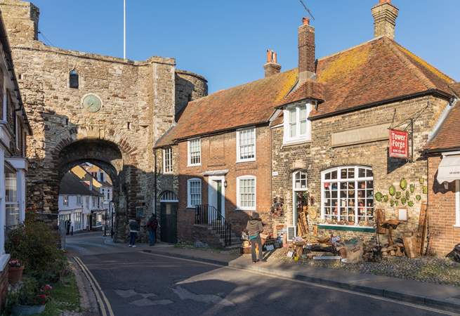 Wander the cobbled streets of Rye and discover an array of lovely independent shops.
