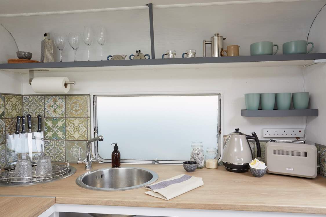 Beautifully presented and well-equipped with all the essentials.