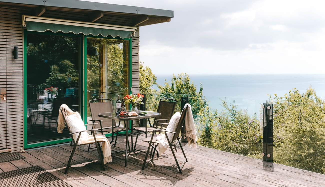 Al fresco dining... just you and that special someone.