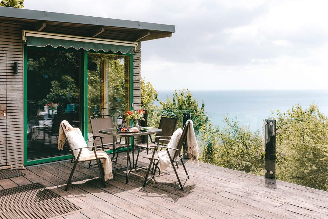 Al fresco dining... just you and that special someone.