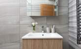 The contemporary shower-room. - Thumbnail Image