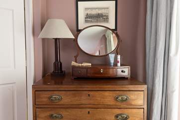 Lovely feature pieces.