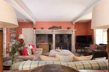Step inside, and you'll find a stunning, lovingly presented home with beautiful interiors.