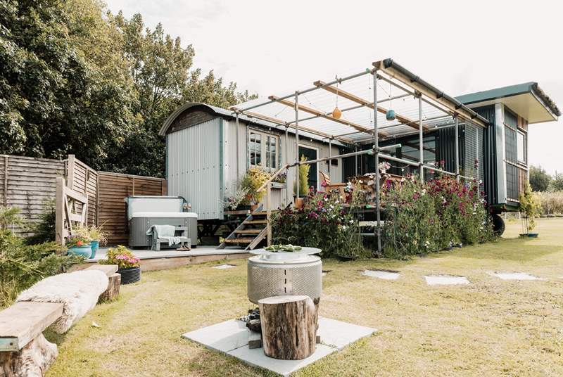 Creativity flows throughout this bespoke glamping retreat, which you will simply fall in love with!