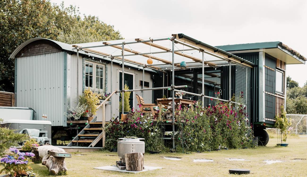 Say hello to our upcycled haven in the heart of Cornwall. 