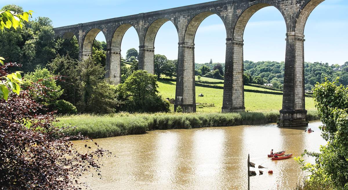 Calstock, situated in the Tamar Valley, is in an Area of Outstanding Natural Beauty and is only a half an hour drive.