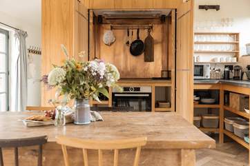 We love the copper splash back.