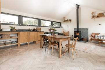 The open plan space allows your day to flow with complete ease.