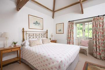 Diggery has two pretty bedrooms with super comfy beds assuring you of a good night's sleep.
