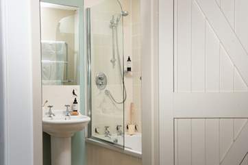 Enjoy long leisurely soaks in the en suite bathroom.