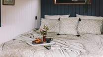 We really wouldn't blame you for spending your mornings tucked up here!