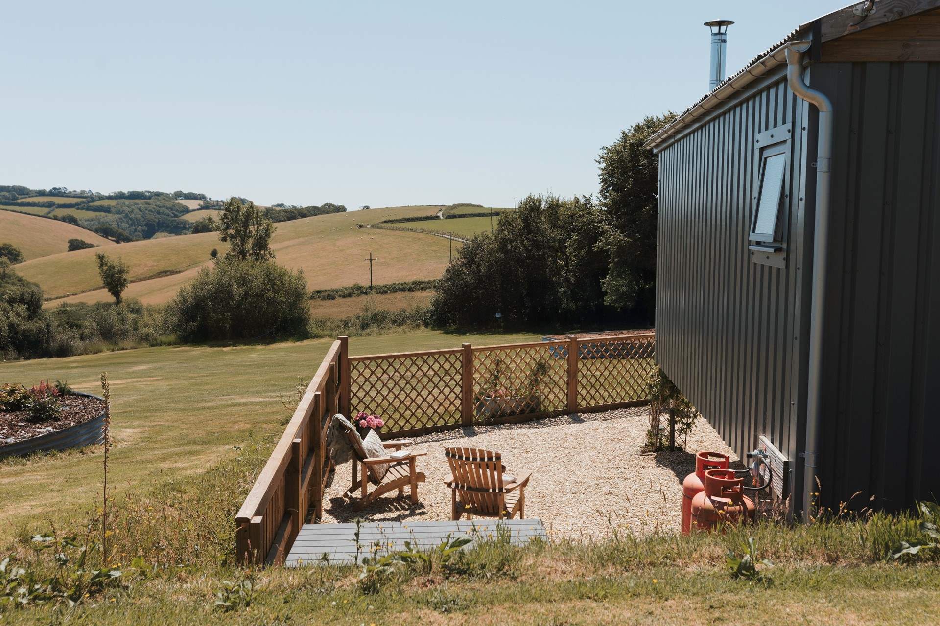 Please note Harvest Hut is positioned in a meadow with another hideaway and 5 caravan pitches, but you have your own area and privacy. 
