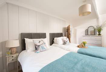 Calm colours and quality furnishings ensure a comfortable stay at this lovely cottage.