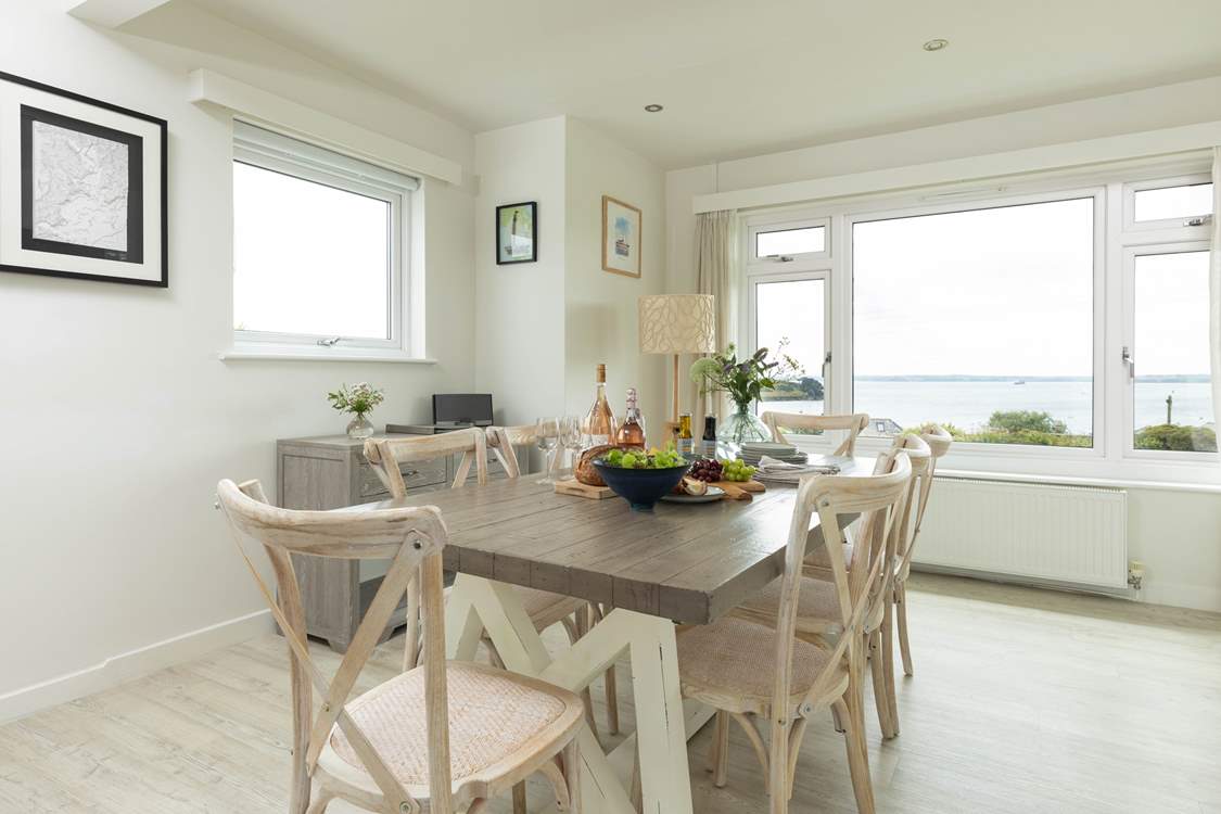 Sociable dining with a view, the perfect holiday pastime.