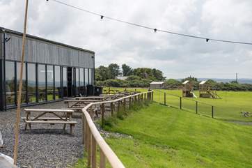 Enjoy tasty delights at Seaview Farmshop and Cafe.