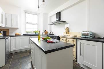This kitchen is perfect for the foodies of the family. Plenty of space, equipment and a range cooker.