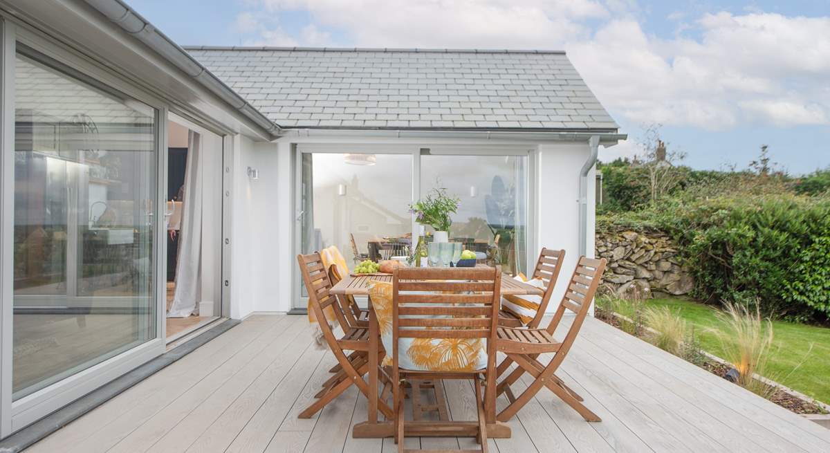 Dine in the best of the Cornish sunshine, with holiday meals on the large decking.