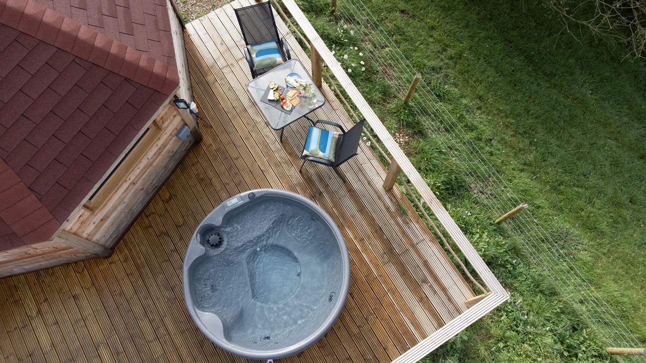 And there's a bubbling hot tub waiting for you on the deck...