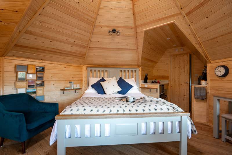 This cosy wooden cabin is utterly soul-southing.