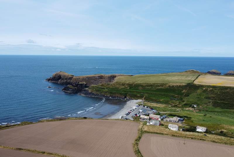 Why not discover Abereiddy, north of the county with the spectacular natural deep water Blue Lagoon. Nearby Porthgain has The Shed, for the best fish and chips or the Sloop Inn for a tasty lunch. 