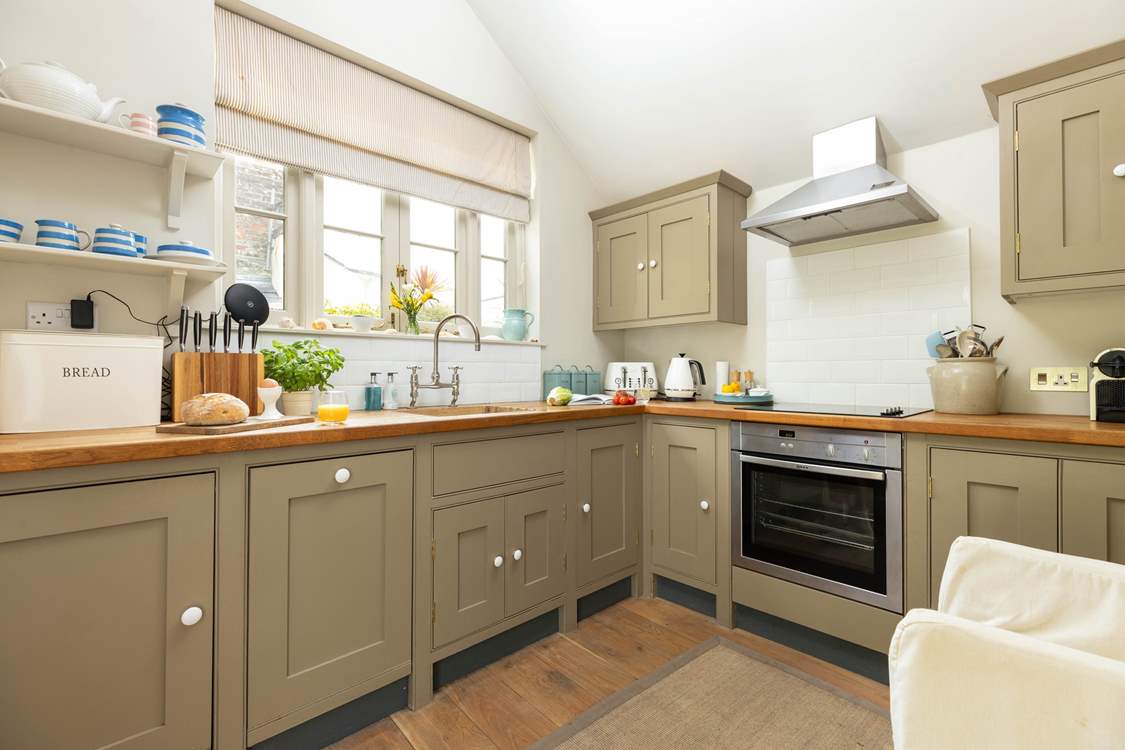 The well-equipped kitchen to cook up a feast.