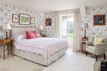 Such a pretty bedroom.