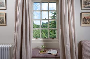A lovely spot to sit and enjoy your favourite book.