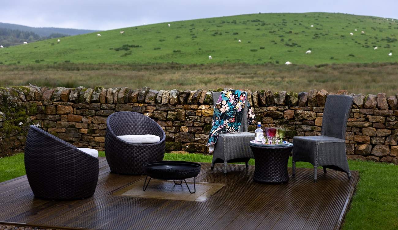 This pad is specially balanced for the telescope, wait for a clear night and the twinkling stars will amaze you. 