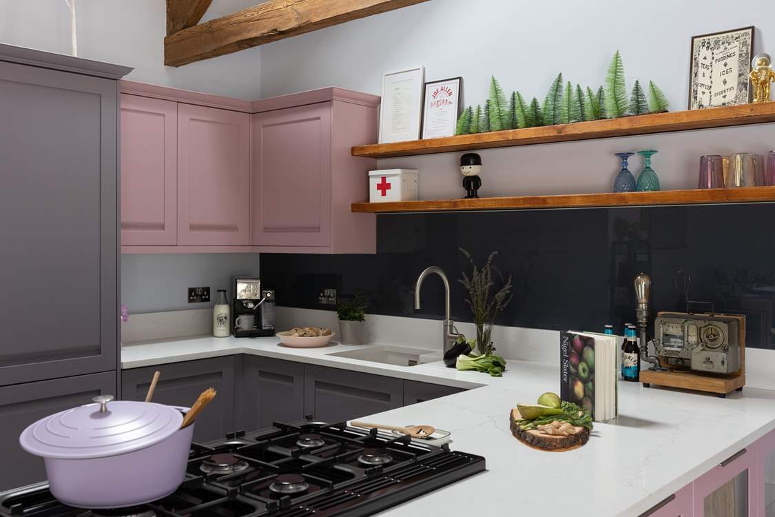 With cook books aplenty and a superbly equipped kitchen there will be no shortage of willing masterchefs.