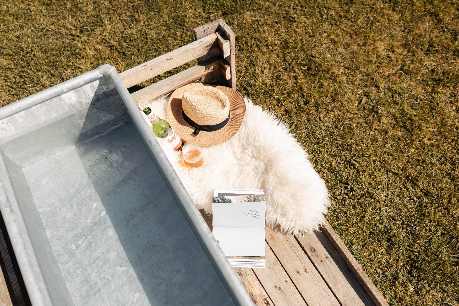 For those brave enough, the cold water tub is great for a cool down.