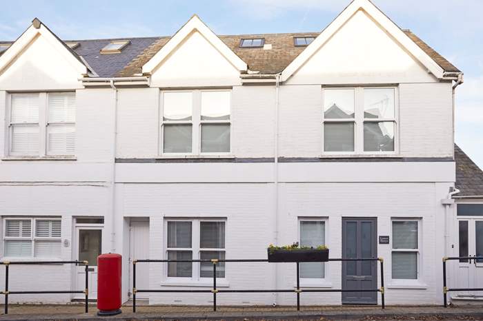 Lower Buoys,Sleeps 4, Seaview